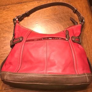 Tignanello used purse. Great condition.